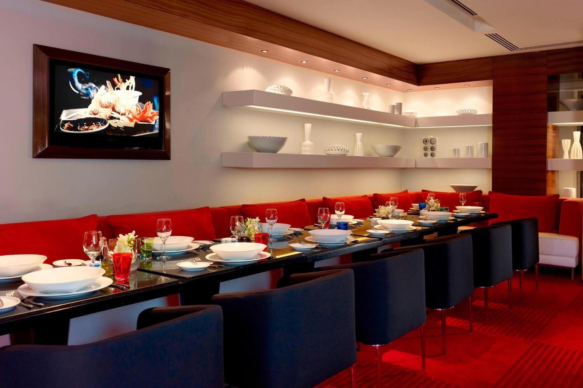 Le Meridien Al Khobar Exterior photo The interior of the restaurant