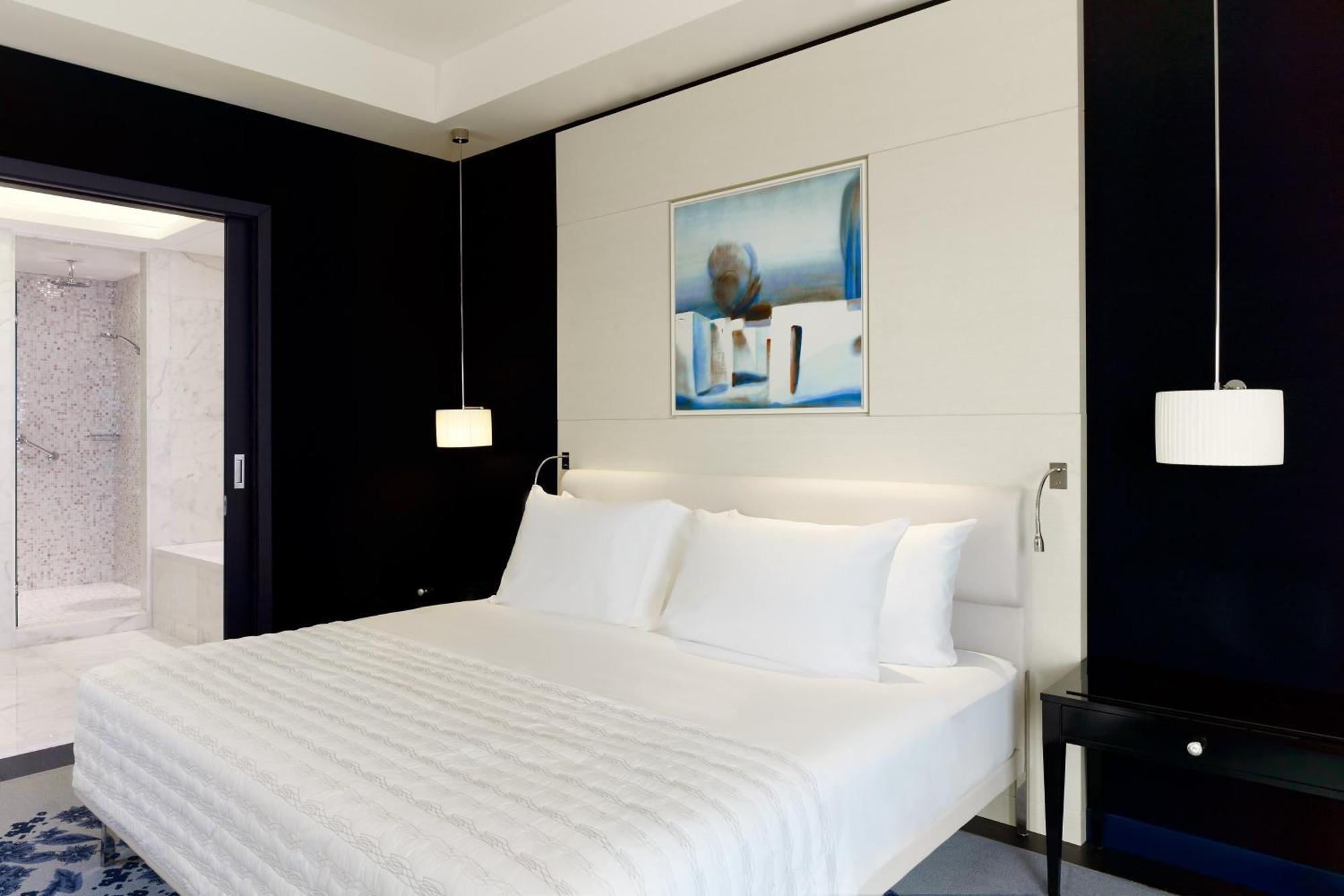 Le Meridien Al Khobar Exterior photo A bedroom at the hotel
